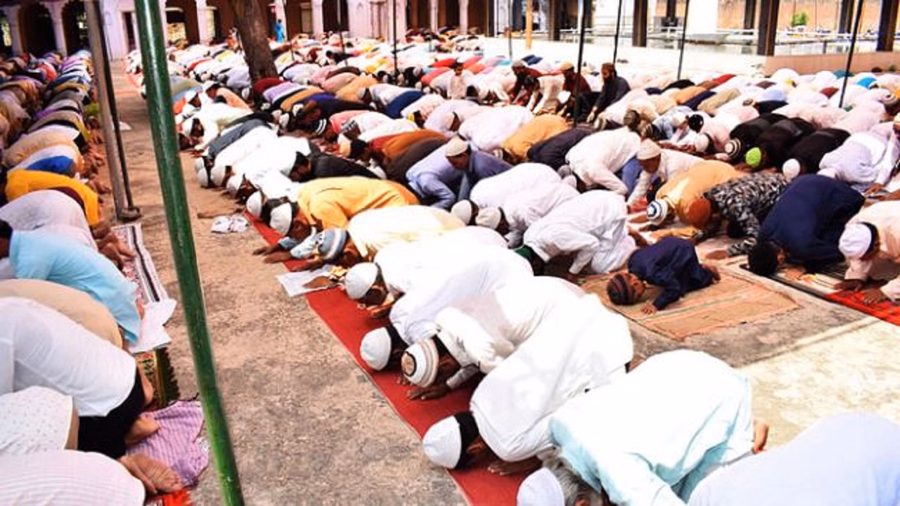 Bareilly: 13 को अलविदा जुमा की नमाज, जामा मस्जिद में तैयारियां Bareilly: 13 को अलविदा जुमा की नमाज, जामा मस्जिद में तैयारियां