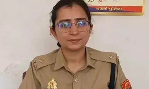 Bareilly: मीरगंज कोतवाली की जिम्मेदारी अब IPS अंजना दहिया के हाथ Bareilly: मीरगंज कोतवाली की जिम्मेदारी अब IPS अंजना दहिया के हाथ