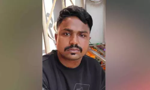 अंतरराज्यीय कर्मचारी MDMA के साथ पकड़ा गया अंतरराज्यीय कर्मचारी MDMA के साथ पकड़ा गया