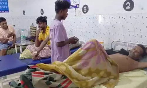 नारायणपुर में सड़क हादसा, 3 लोगों की दर्दनाक मौत नारायणपुर में सड़क हादसा, 3 लोगों की दर्दनाक मौत