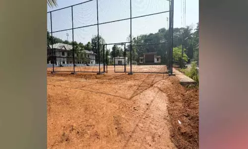Stadium का निर्माण पूरा हुए बिना उद्घाटन; पंचायत अध्यक्ष ने इस्तीफा दिया Stadium का निर्माण पूरा हुए बिना उद्घाटन; पंचायत अध्यक्ष ने इस्तीफा दिया