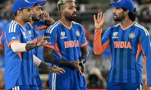 T20 वर्ल्ड कप में विवादित फैसला: सूर्य कुमार यादव ने मांगी माफी T20 वर्ल्ड कप में विवादित फैसला: सूर्य कुमार यादव ने मांगी माफी