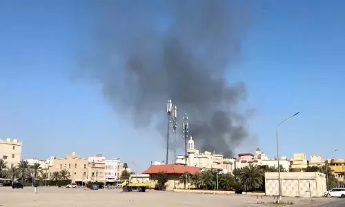 Kuwait की रिहायशी इमारत पर सुबह-सुबह दुश्मन के ड्रोन ने किया हमला Kuwait की रिहायशी इमारत पर सुबह-सुबह दुश्मन के ड्रोन ने किया हमला