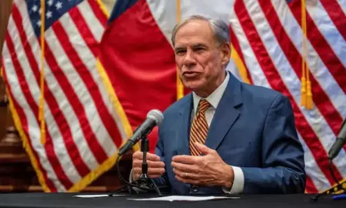 Texas वाउचर प्रोग्राम में इस्लामिक स्कूलों को शामिल नहीं किया गया, जिससे कानूनी लड़ाई शुरू हो गई Texas वाउचर प्रोग्राम में इस्लामिक स्कूलों को शामिल नहीं किया गया, जिससे कानूनी लड़ाई शुरू हो गई