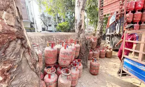 LPG की कमी से हैदराबाद में शादी के खाने-पीने पर असर