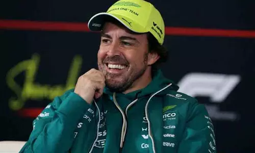 Alonso ने चेतावनी दी: चीनी GP में एस्टन मार्टिन के साथ मुश्किल वीकेंड की उम्मीद Alonso ने चेतावनी दी: चीनी GP में एस्टन मार्टिन के साथ मुश्किल वीकेंड की उम्मीद