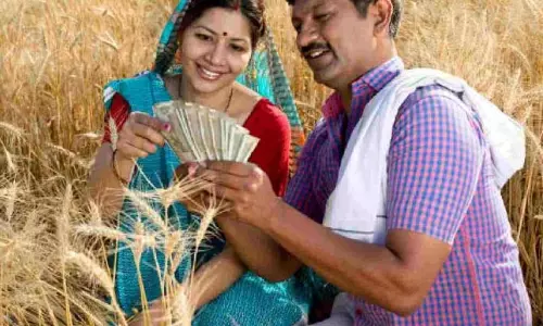 किसानों को इस तारीख को उनके bank accounts में 2,000 रुपये मिलेंगे किसानों को इस तारीख को उनके bank accounts में 2,000 रुपये मिलेंगे