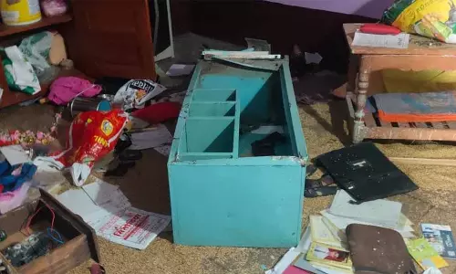 Khandva: मजदूरों को बंधक बनाकर खंडवा में लूट, 12 बोर बंदूक जब्त नहीं Khandva: मजदूरों को बंधक बनाकर खंडवा में लूट, 12 बोर बंदूक जब्त नहीं
