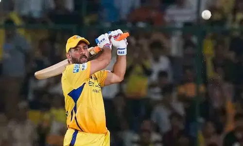 BCCI Ethics ऑफिसर ने एमएस धोनी पर शिकायत खारिज की BCCI Ethics ऑफिसर ने एमएस धोनी पर शिकायत खारिज की