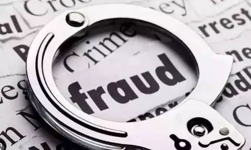 ऑनलाइन इन्वेस्टमेंट फ्रॉड में Telangana के दो लोगों को 3.99 करोड़ रुपये का नुकसान ऑनलाइन इन्वेस्टमेंट फ्रॉड में Telangana के दो लोगों को 3.99 करोड़ रुपये का नुकसान