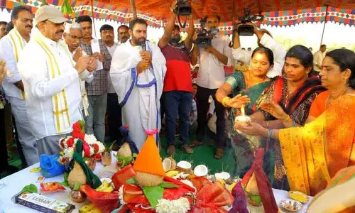 Velugumatla  में 38 परिवारों के लिए नए घरों का शिलान्यास