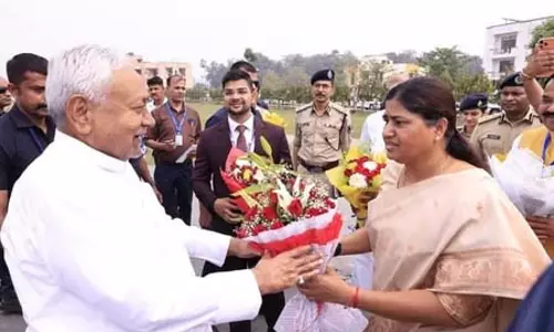 बिहार: नीतीश कुमार की प्रशंसा करते हुए लेशी सिंह भावुक हुईं