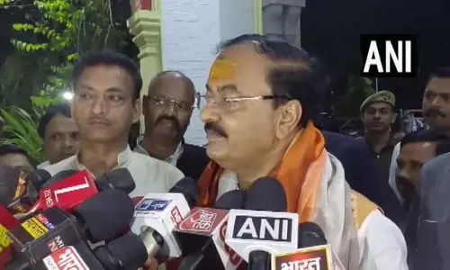 उपमुख्यमंत्री मौर्य ने अखिलेश यादव पर साधा निशाना, कहा उपमुख्यमंत्री मौर्य ने अखिलेश यादव पर साधा निशाना, कहा