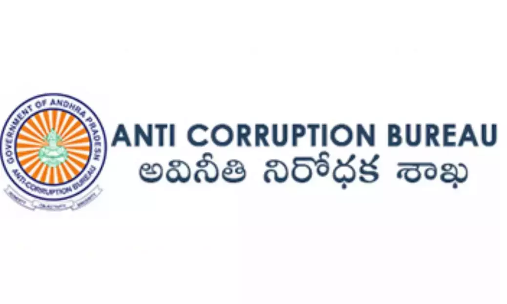 ACB की छापेमारी में नगर निकायों में बिल्डिंग नियमों के उल्लंघन और कैश ज़ब्त होने का खुलासा ACB की छापेमारी में नगर निकायों में बिल्डिंग नियमों के उल्लंघन और कैश ज़ब्त होने का खुलासा