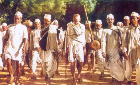 दांडी सत्याग्रह की वर्षगांठ पर अमित शाह समेत कई नेताओं ने महात्मा गांधी को किया याद दांडी सत्याग्रह की वर्षगांठ पर अमित शाह समेत कई नेताओं ने महात्मा गांधी को किया याद