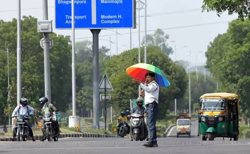 Gurugram ट्रैफिक पुलिस ने ब्लिंकिट के साथ इमरजेंसी रिस्पॉन्स को बेहतर बनाया Gurugram ट्रैफिक पुलिस ने ब्लिंकिट के साथ इमरजेंसी रिस्पॉन्स को बेहतर बनाया