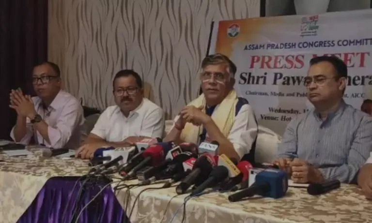 Assam में पवन खेड़ा का बीजेपी पर हमला, कांग्रेस को बताया भरोसेमंद विकल्प Assam में पवन खेड़ा का बीजेपी पर हमला, कांग्रेस को बताया भरोसेमंद विकल्प