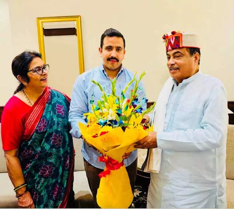 PWD मंत्री ने नितिन गडकरी से इंफ्रास्ट्रक्चर प्रोजेक्ट्स के लिए सपोर्ट जारी रखने की अपील की PWD मंत्री ने नितिन गडकरी से इंफ्रास्ट्रक्चर प्रोजेक्ट्स के लिए सपोर्ट जारी रखने की अपील की