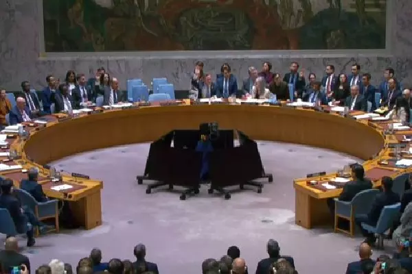 UNSC में पारित भारत समर्थित प्रस्ताव, ईरान के हमलों की कड़ी निंदा UNSC में पारित भारत समर्थित प्रस्ताव, ईरान के हमलों की कड़ी निंदा