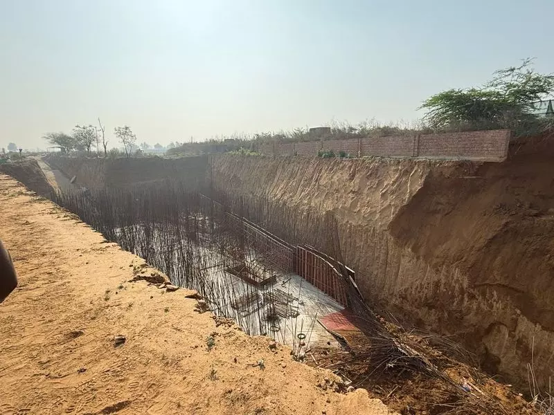Gurugram क्रैश साइट पर जांच में गंभीर सुरक्षा खामियां सामने आईं, जिसमें 7 लोगों की मौत हो गई Gurugram क्रैश साइट पर जांच में गंभीर सुरक्षा खामियां सामने आईं, जिसमें 7 लोगों की मौत हो गई