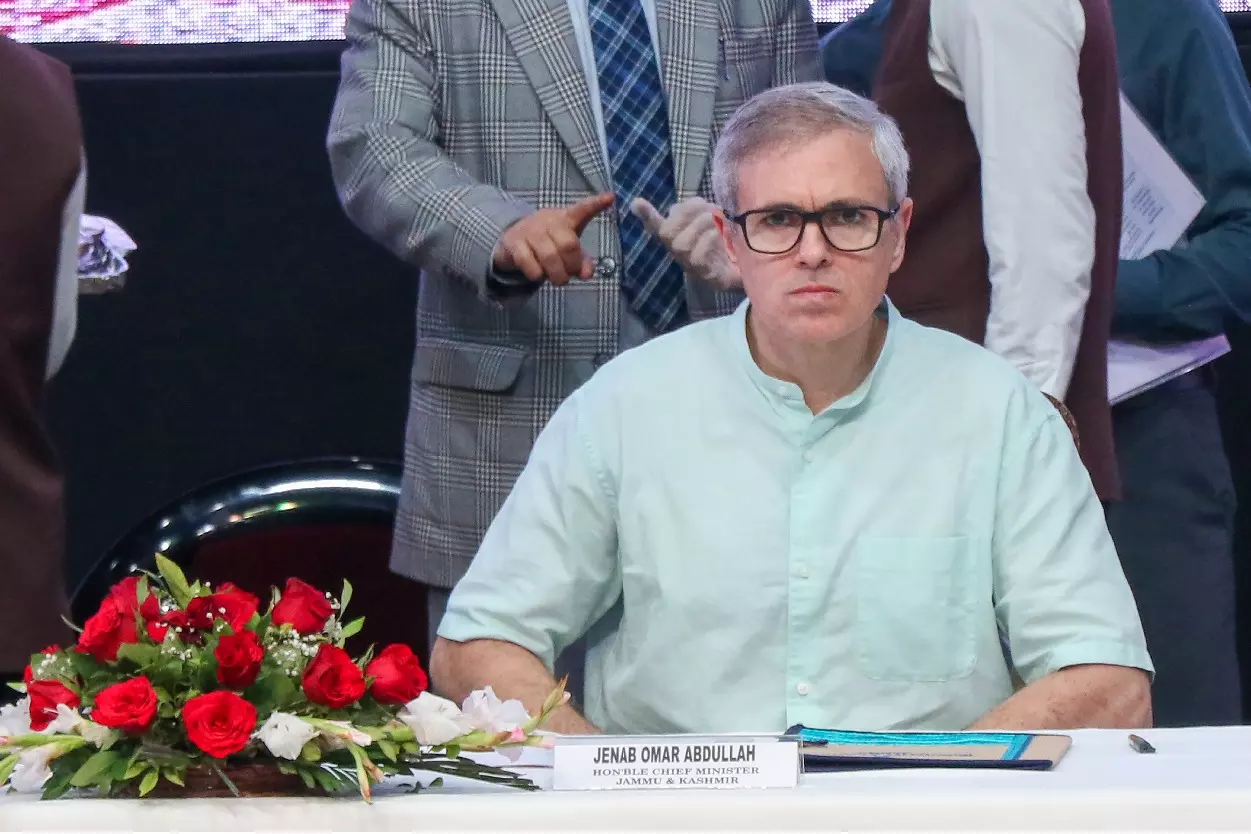 Jammu-Kashmir नेताओं ने फारूक अब्दुल्ला पर हमले को लेकर सवाल उठाए Jammu-Kashmir नेताओं ने फारूक अब्दुल्ला पर हमले को लेकर सवाल उठाए