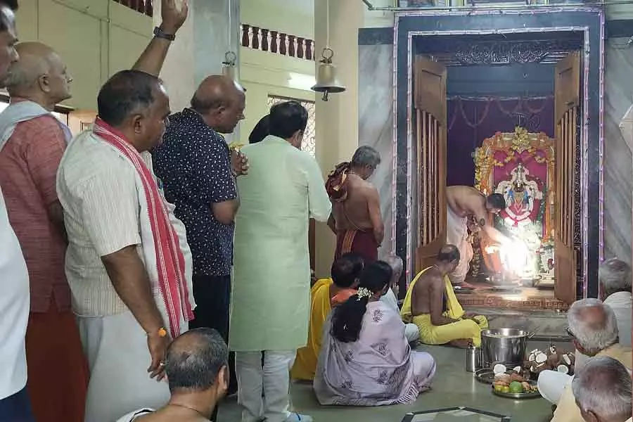 Dandeli : लक्ष्मी वेंकटरमण मंदिर की 34वीं स्थापना वर्षगांठ Dandeli : लक्ष्मी वेंकटरमण मंदिर की 34वीं स्थापना वर्षगांठ