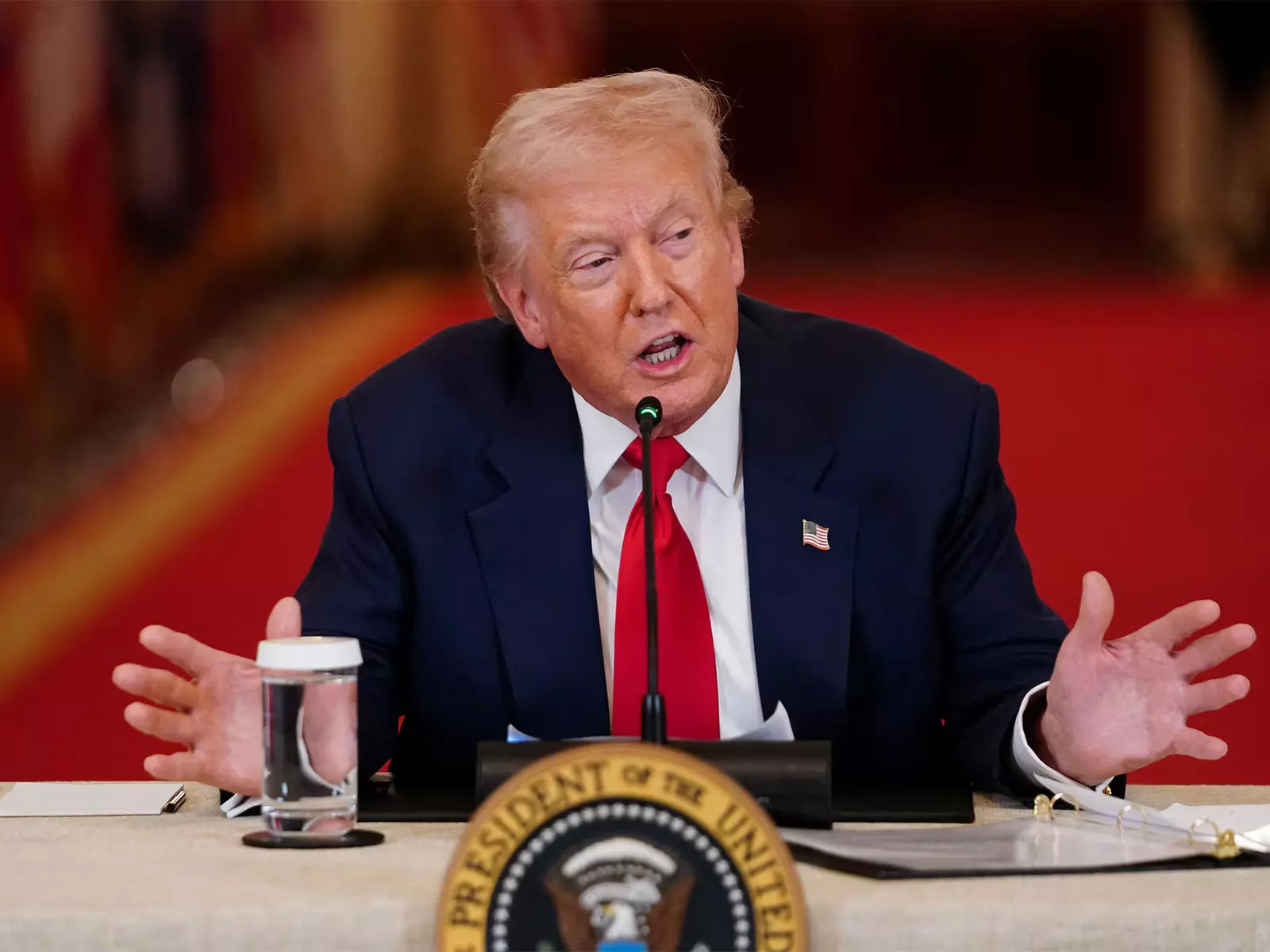 ट्रंप ने NATO सहयोगी के ईरान युद्ध के लिए US को बेस इस्तेमाल करने से मना करने पर अपना रुख दोहराया ट्रंप ने NATO सहयोगी के ईरान युद्ध के लिए US को बेस इस्तेमाल करने से मना करने पर अपना रुख दोहराया