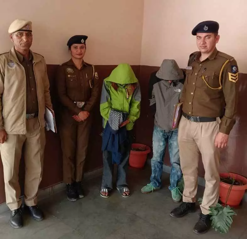 Shimla में 1.1 करोड़ रुपये के एलएसडी स्टैम्प के साथ 2 लोग गिरफ्तार Shimla में 1.1 करोड़ रुपये के एलएसडी स्टैम्प के साथ 2 लोग गिरफ्तार