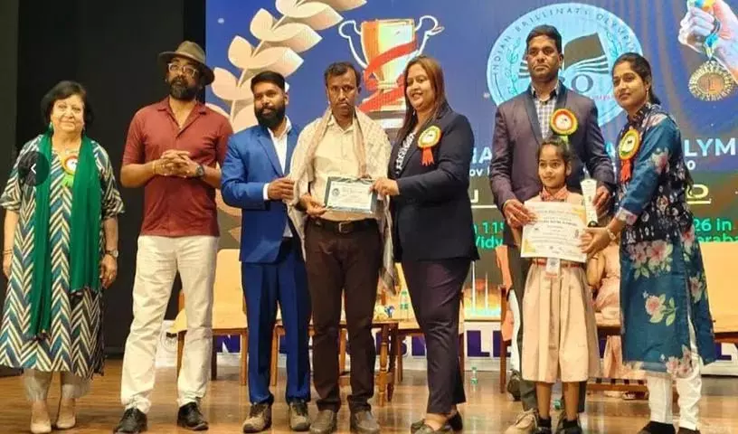 Maths Olympiad में सोमा शिवांशिका की प्रतिभा Maths Olympiad में सोमा शिवांशिका की प्रतिभा