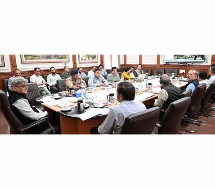 Chief Secretary ने माइनिंग सेक्टर में सुधारों की समीक्षा की, और ज़्यादा निगरानी की मांग की Chief Secretary ने माइनिंग सेक्टर में सुधारों की समीक्षा की, और ज़्यादा निगरानी की मांग की