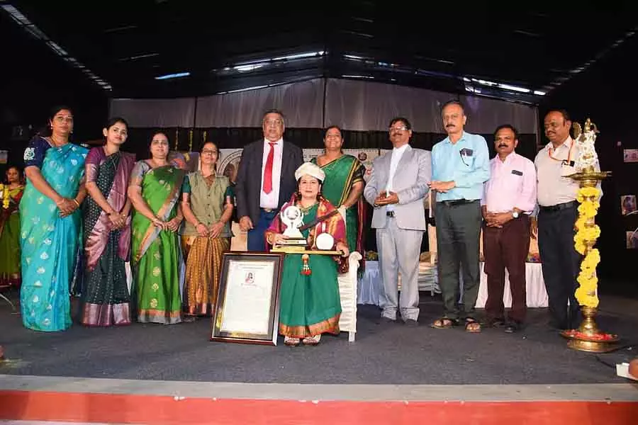 स्ट्रेस-फ्री लाइफ के लिए एक्सरसाइज और योग ज़रूरी हैं: Dr. K.S. Pavitra स्ट्रेस-फ्री लाइफ के लिए एक्सरसाइज और योग ज़रूरी हैं: Dr. K.S. Pavitra