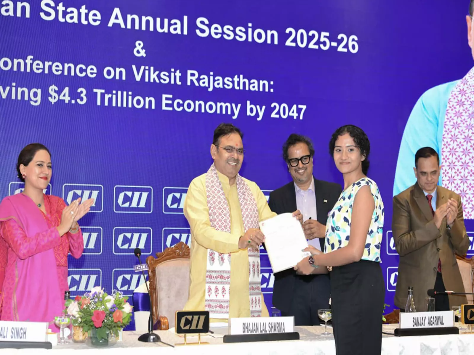 राजस्थान विकसित भारत के लक्ष्य को पूरा करने में अहम भूमिका निभाएगा: CM भजन लाल शर्मा राजस्थान विकसित भारत के लक्ष्य को पूरा करने में अहम भूमिका निभाएगा: CM भजन लाल शर्मा