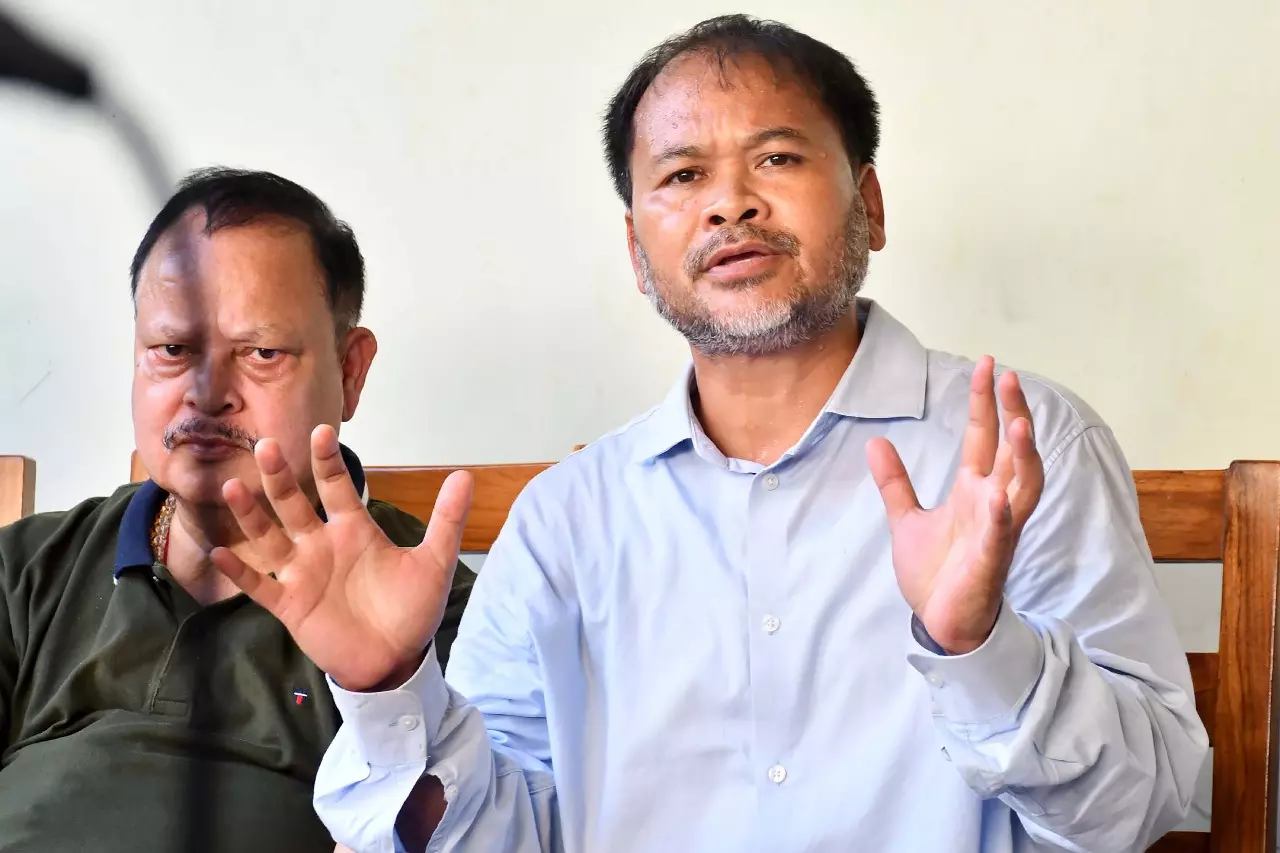 Akhil Gogoi ने कहा, कांग्रेस से सख्ती से निपटने को तैयार Akhil Gogoi ने कहा, कांग्रेस से सख्ती से निपटने को तैयार