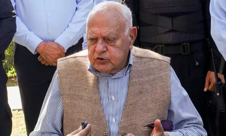 Farooq Abdullah ने हत्या की कोशिश पर अपनी प्रतिक्रिया दी Farooq Abdullah ने हत्या की कोशिश पर अपनी प्रतिक्रिया दी