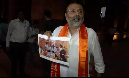 भाजपा सांसद निशिकांत दुबे का राहुल गांधी पर हमला भाजपा सांसद निशिकांत दुबे का राहुल गांधी पर हमला