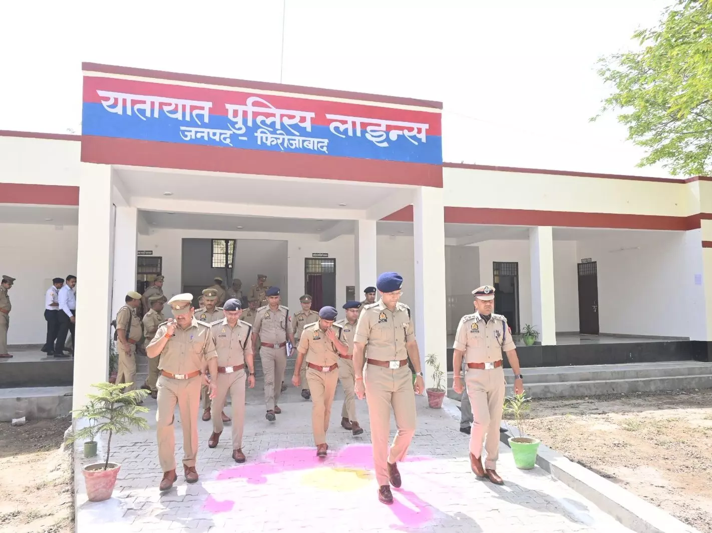Firozabad: डीआईजी की निगरानी में वार्षिक निरीक्षण और भवन लोकार्पण Firozabad: डीआईजी की निगरानी में वार्षिक निरीक्षण और भवन लोकार्पण