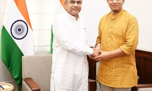 लोकसभा सांसद ने वैष्णव के साथ Sikkim रेलवे परियोजनाओं पर चर्चा की