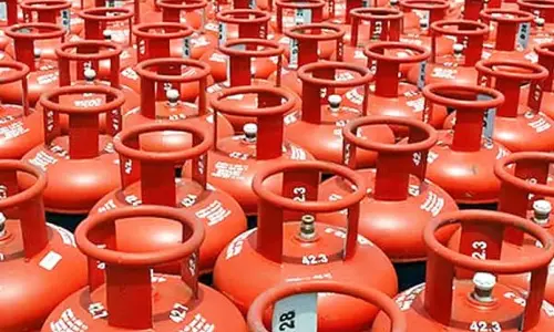 Crisis in Darjeeling Tourism: LPG की कमी के चलते होटल और भोजनालय बंद करने पर विचार कर रहे