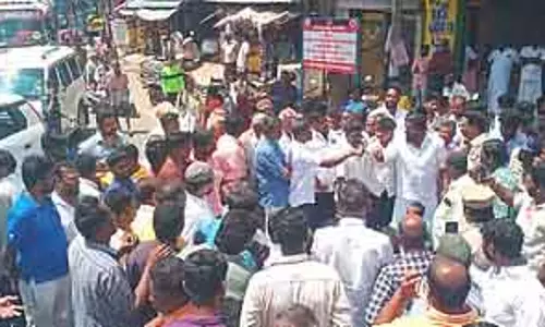 पुलिस जाँच के दौरान युवक की मौत पर SC के आदेश के बाद सड़क जाम समाप्त