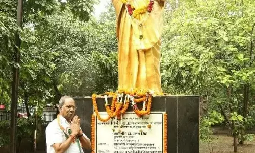 MP बृजमोहन अग्रवाल ने महान समाजसेविका मिनी माता की जयंती पर किया नमन MP बृजमोहन अग्रवाल ने महान समाजसेविका मिनी माता की जयंती पर किया नमन