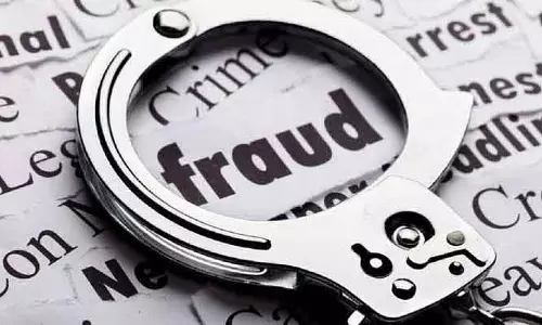 Mumbai : इनकम टैक्स केस में मदद का वादा कर मुलुंड के जौहरी से ₹6.61 लाख की ठगी Mumbai : इनकम टैक्स केस में मदद का वादा कर मुलुंड के जौहरी से ₹6.61 लाख की ठगी