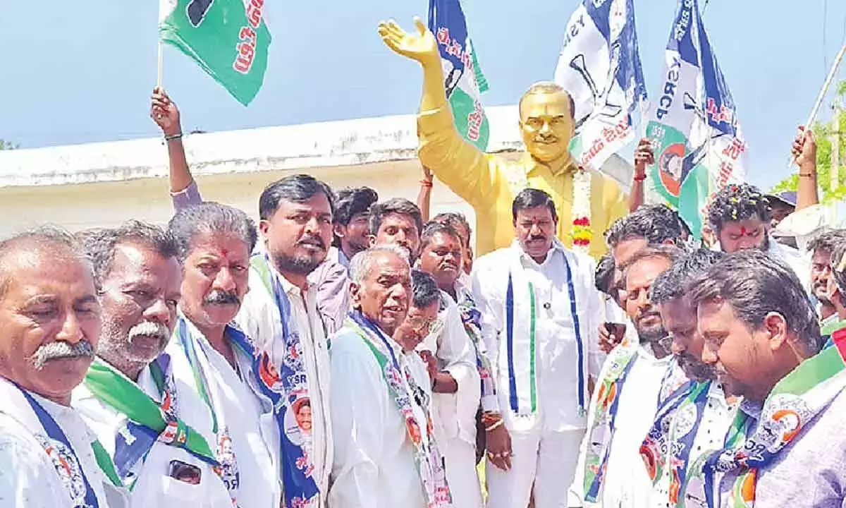 Andhra: कुरनूल और नंद्याल ज़िलों में स्थापना दिवस मनाया गया
