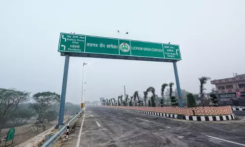 Lucknow: ग्रीन कॉरिडोर से बदलेगी Lucknow की ट्रैफिक व्यवस्था Lucknow: ग्रीन कॉरिडोर से बदलेगी Lucknow की ट्रैफिक व्यवस्था