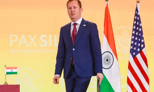US, India ज़रूरी मिनरल्स समझौते को आखिरी रूप देने के करीब: राजदूत सर्जियो गोर