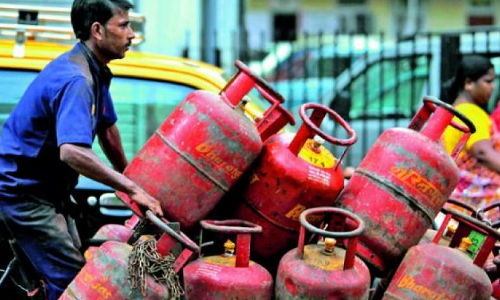 तेलंगाना में घबराहट में की गई खरीदारी से LPG बुकिंग सिस्टम ठप