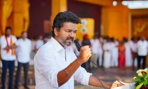 विजय ने Tamil Nadu सरकार पर साधा निशाना