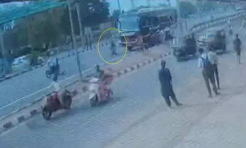 Bhubaneswar: ऐगिनिया इलाके में सड़क हादसे में महिला की मौत