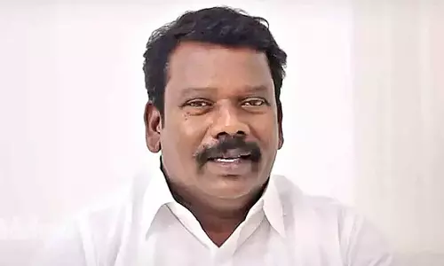 TNCC अध्यक्ष सेल्वपेरुंथगाई ने चेन्नई BSNL कार्यालय के अधिकारी पर भ्रष्टाचार का आरोप लगाया TNCC अध्यक्ष सेल्वपेरुंथगाई ने चेन्नई BSNL कार्यालय के अधिकारी पर भ्रष्टाचार का आरोप लगाया