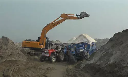 अधिकारियों ने Yamunanagar में बड़े पैमाने पर अवैध खनन का पता लगाया अधिकारियों ने Yamunanagar में बड़े पैमाने पर अवैध खनन का पता लगाया