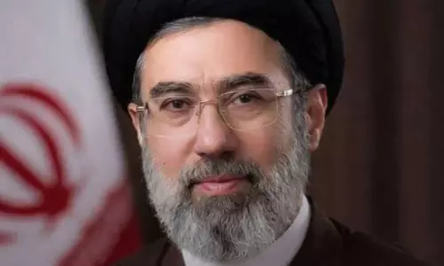 Iran का कड़ा रुख, जलडमरूमध्य बंद करने की चेतावनी
